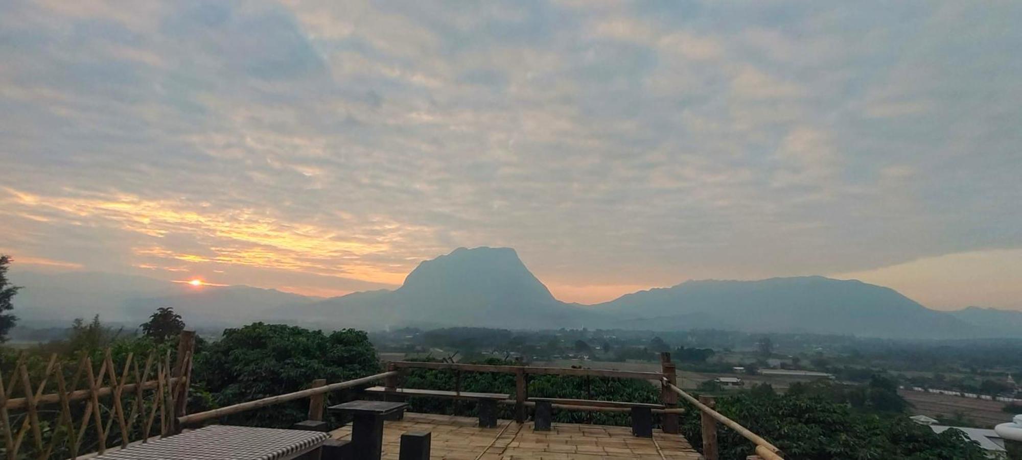 Baan 2 Dao Farmstay Chiang Dao Extérieur photo
